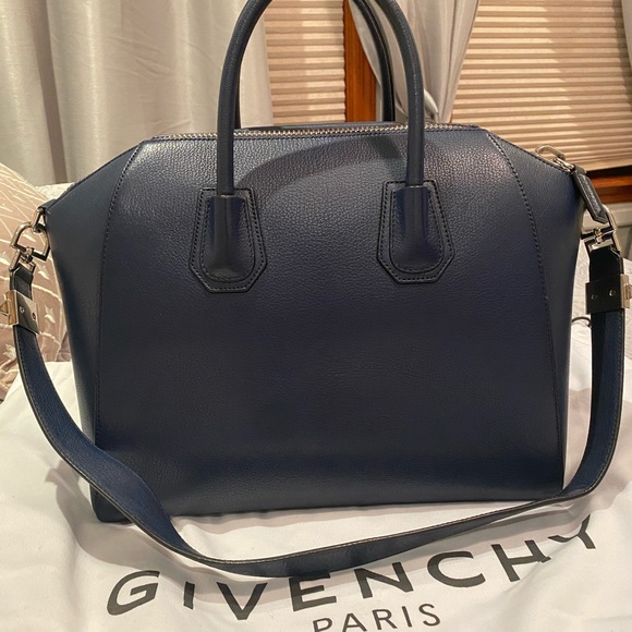 Givenchy Antigona Medium Navy Blue - Picture 4 of 15